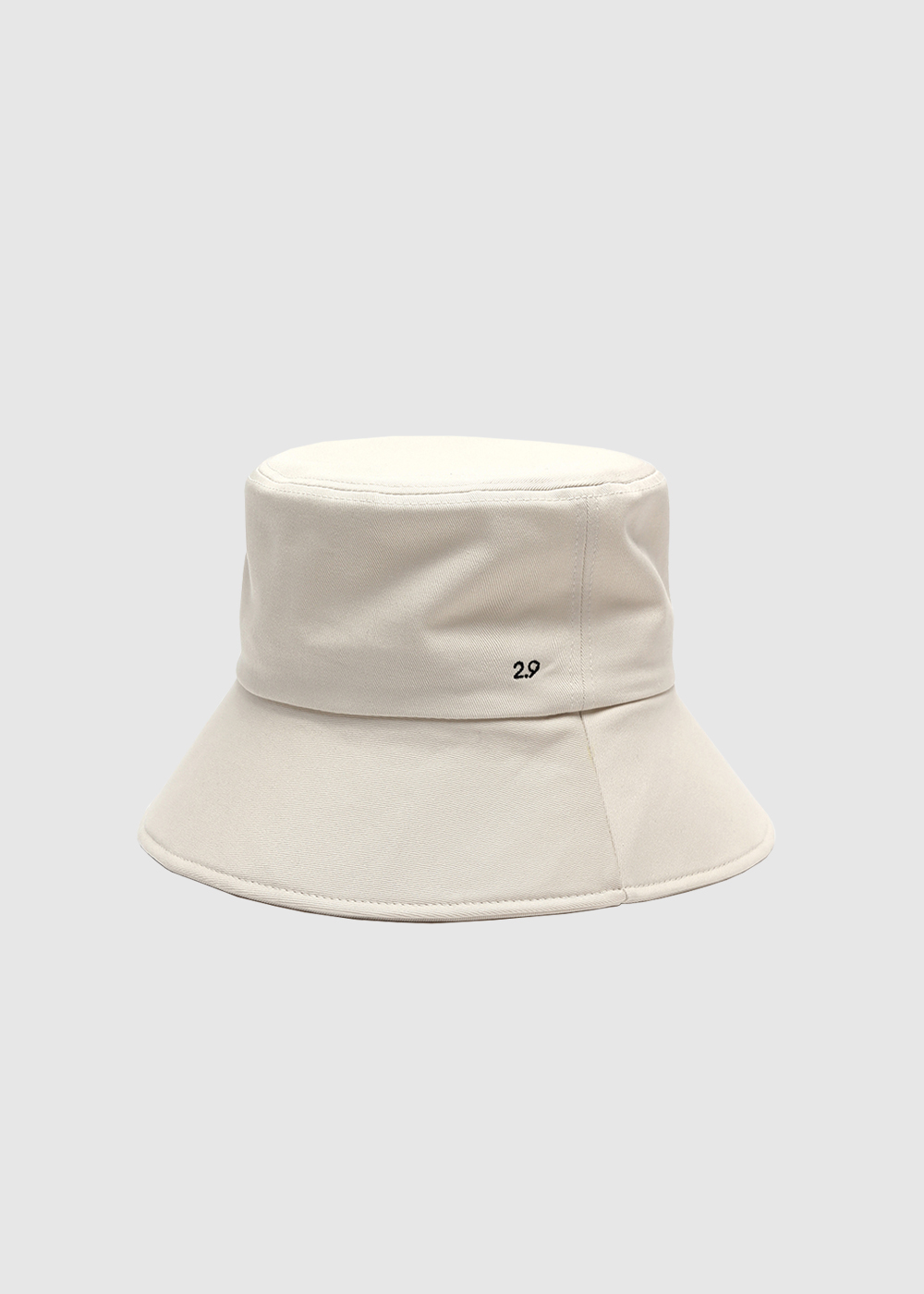 [sold out] classic bucket 2.9 ivory
